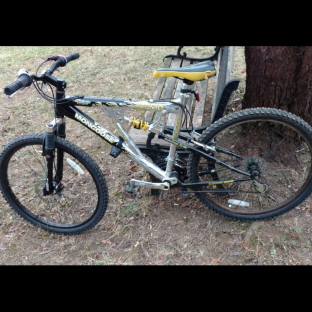 Mongoose XR200 21 speed Bike